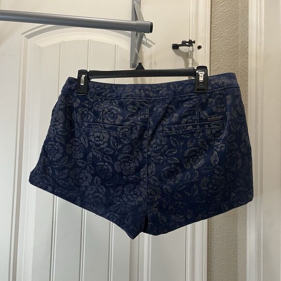 Abercrombie & Fitch Navy Blue Corduroy Gold Rose Floral Shorts Hi Rise Size 30 - Picture 4 of 8